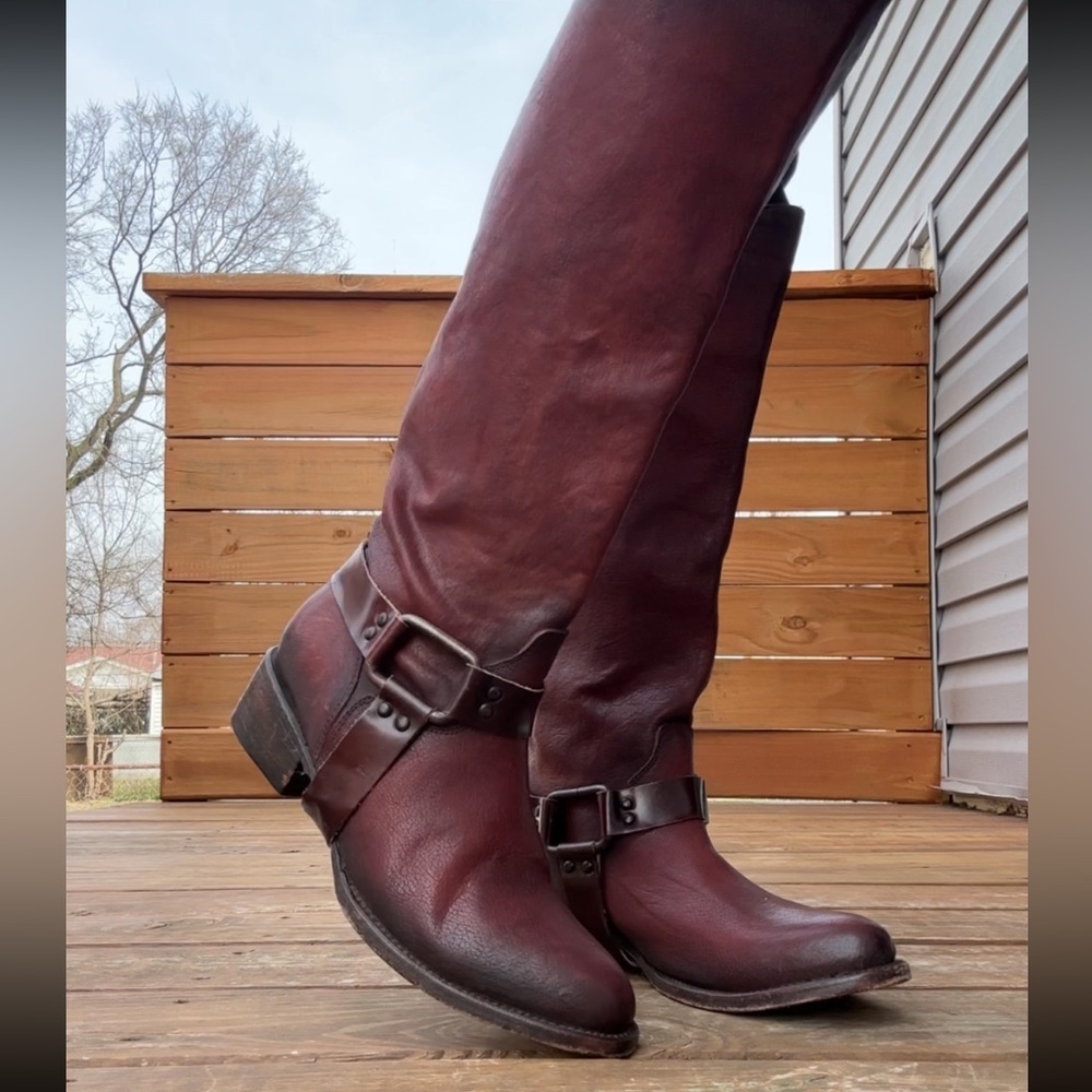 Freebird by Steven Wine/Burgundy Leather Harness Boots size 11 (fits like 10)